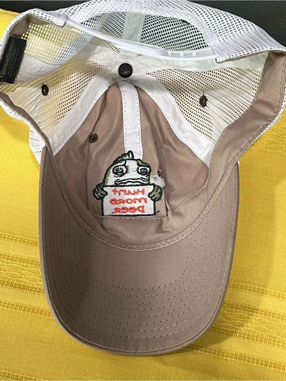 Vtg Signatures “Hunt More Deer” Funny Fish Trucker Hat - Tan/White Mesh Hat